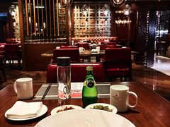-恰餐厅及酒吧 CHAR Bar & Grill (北京丽都皇冠假日店)