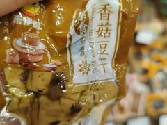 -来伊份1038(新村路三店)