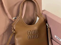 -MIU MIU(海信广场店)
