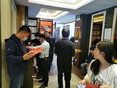 等位区-老牌坊鲁菜名店(聊城美食岛店)
