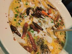 鲈鱼酸菜鱼-川里谈·川味小馆(北京路店)