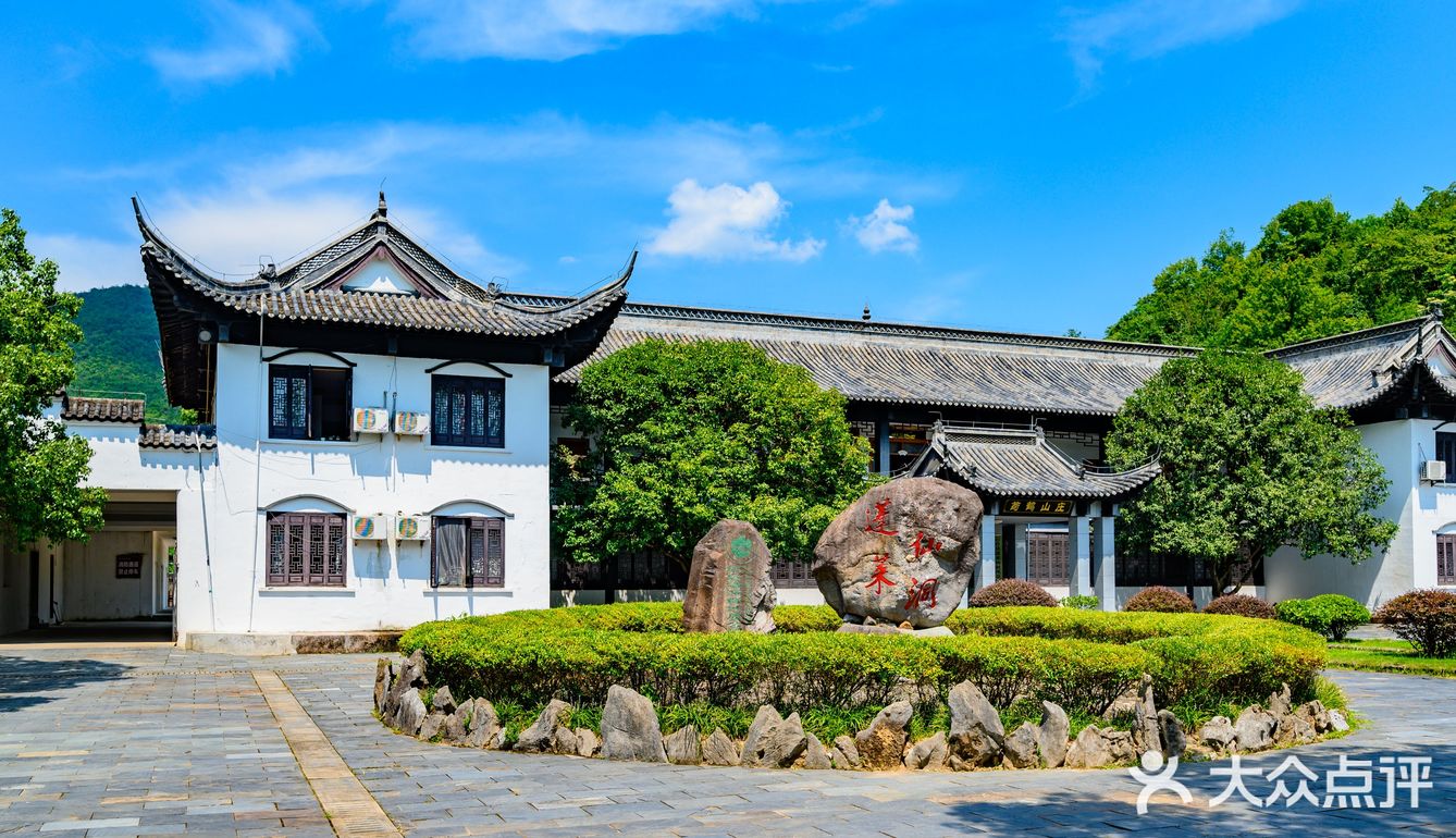 恒温18℃的“天然空调房”，速来避暑纳凉