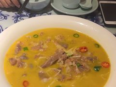 -卢大鲜鱼头捞饭(美利广场店)