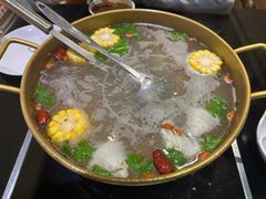 -潮汕三宝鲜牛肉火锅