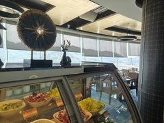 -宝利来国际大酒店-凤凰阁旋转餐厅