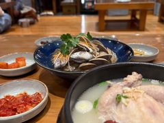 -长寿参鸡汤(朝韩风情街店)