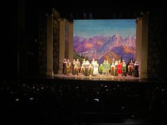 -交通银行前滩31演艺中心