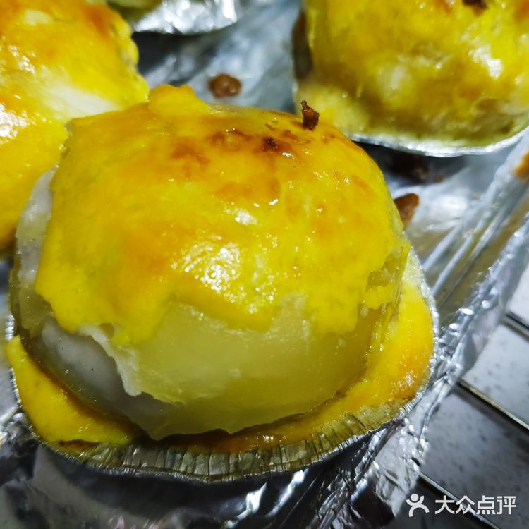 今天是元宵节，光吃煮的吃腻了，来一个元宵蛋挞酥吧