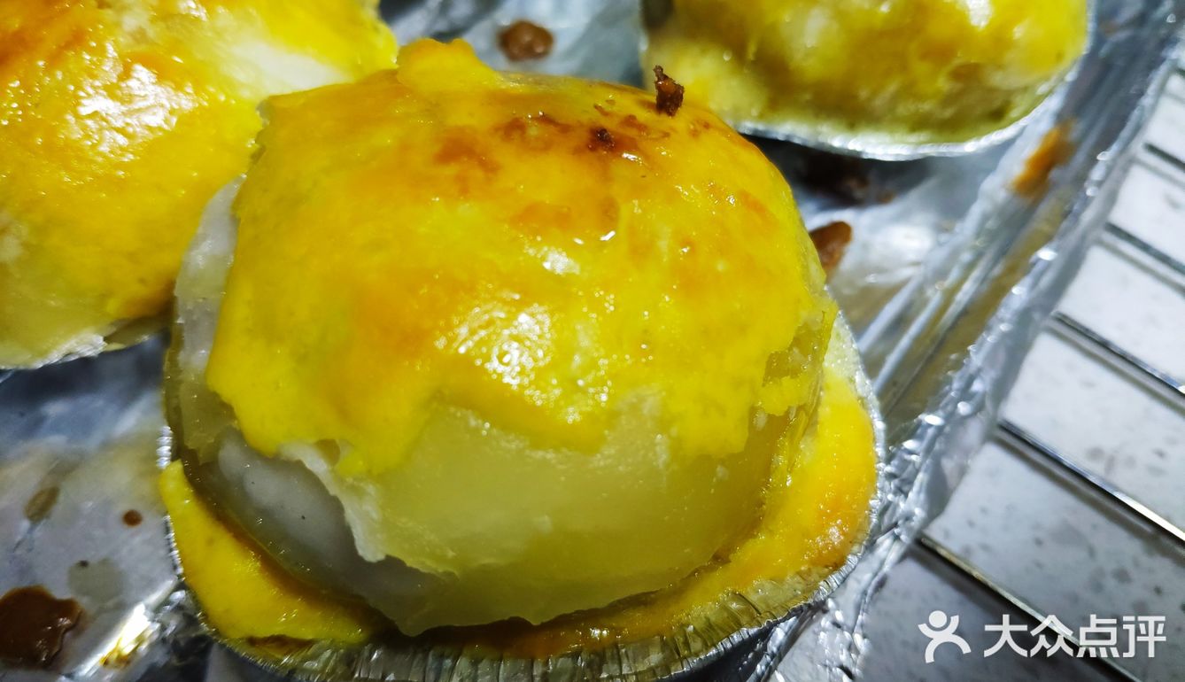 今天是元宵节，光吃煮的吃腻了，来一个元宵蛋挞酥吧