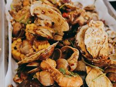 -鑫渔港海鲜本地菜·山海关浑锅(东戴河店)