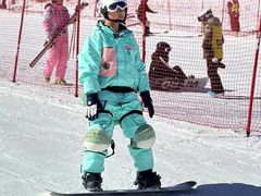 -亚布力新体委滑雪场