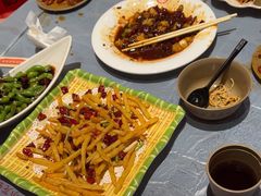 -肥肥虾庄·金牌油焖大虾(杨园滨江时代walk店)