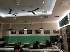 大堂-魏记烧味饭