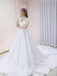 -LOVE SHINE婚纱·红鼎庄龙凤褂·妈妈装定制