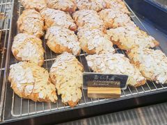 杏仁羊角-麦田工坊(月湖店)