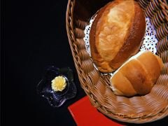 自制法式黄油餐包-小火花·干式熟成牛排馆Spark SteakHouse(剑桥郡店)