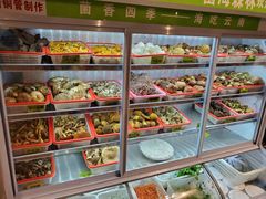 -菌海森林·非遗野生菌火锅(西山区滇池路摩根道店)