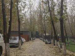 -蓝地时尚庄园(北京清河营地铁站店)