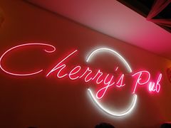 -樱花里音乐餐吧·牛扒椰子鸡(东圃店)