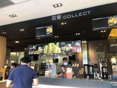 -麦当劳(中二横路店)