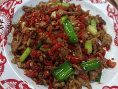 -江城燕子大排档(江汉路步行街店)