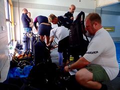 -上海潜殿潜水中心