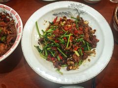 -湖南人家湘菜馆(镇江路店)