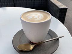 -UNI UNI(环亚凯瑟琳店)