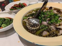 -湖锦酒楼·32年地道湖北菜(光谷店)