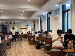 大堂-星巴克臻选(广州沙面店)