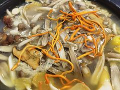 -草墩罗非鱼庄•野生菌•腊排骨(七星街上段店)