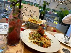 -Mark&Mars Restaurant