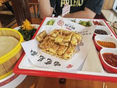 -肘子酥·天津菜·特色捞面(德云社店)