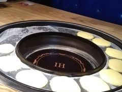 -三人行骨头王火锅(长寿店)