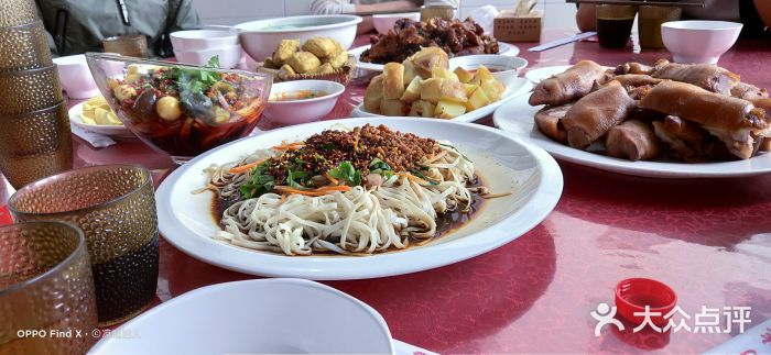 龙翔小猪脚(龙头街店)图片