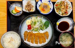 Fried Black Pork Cutlet Rice