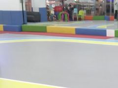 -米高蓝斯克国际轮滑中心(中铁建店)