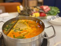 -樾餐厅泰式海鲜火锅(民歌湖店)