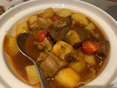 番茄炖牛腩-尚一汤 广东炖汤(金桥国际店)