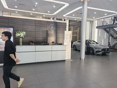 -奔驰利星行(北京花乡店)