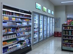 -全家便利店(江湾镇站店)