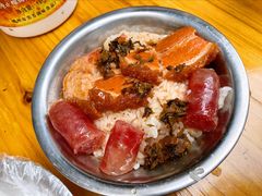 -梁阿婆廿年老牌扣肉糯米饭