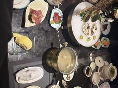 -半岛翡丽海鲜自助餐厅(观风亭店)