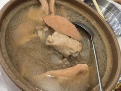 -江城燕子大排档(江汉路步行街店)