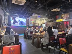 -马路牙子烧烤音乐酒馆(望京店)