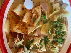 -小蛮椒麻辣烫·麻辣拌(青浦宝龙店)