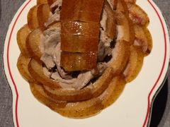 招牌香酥烤鸭-秀儿四九城·新京菜(亚运村鸟巢店)