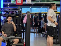 -一兆韦德健身·城市运动馆