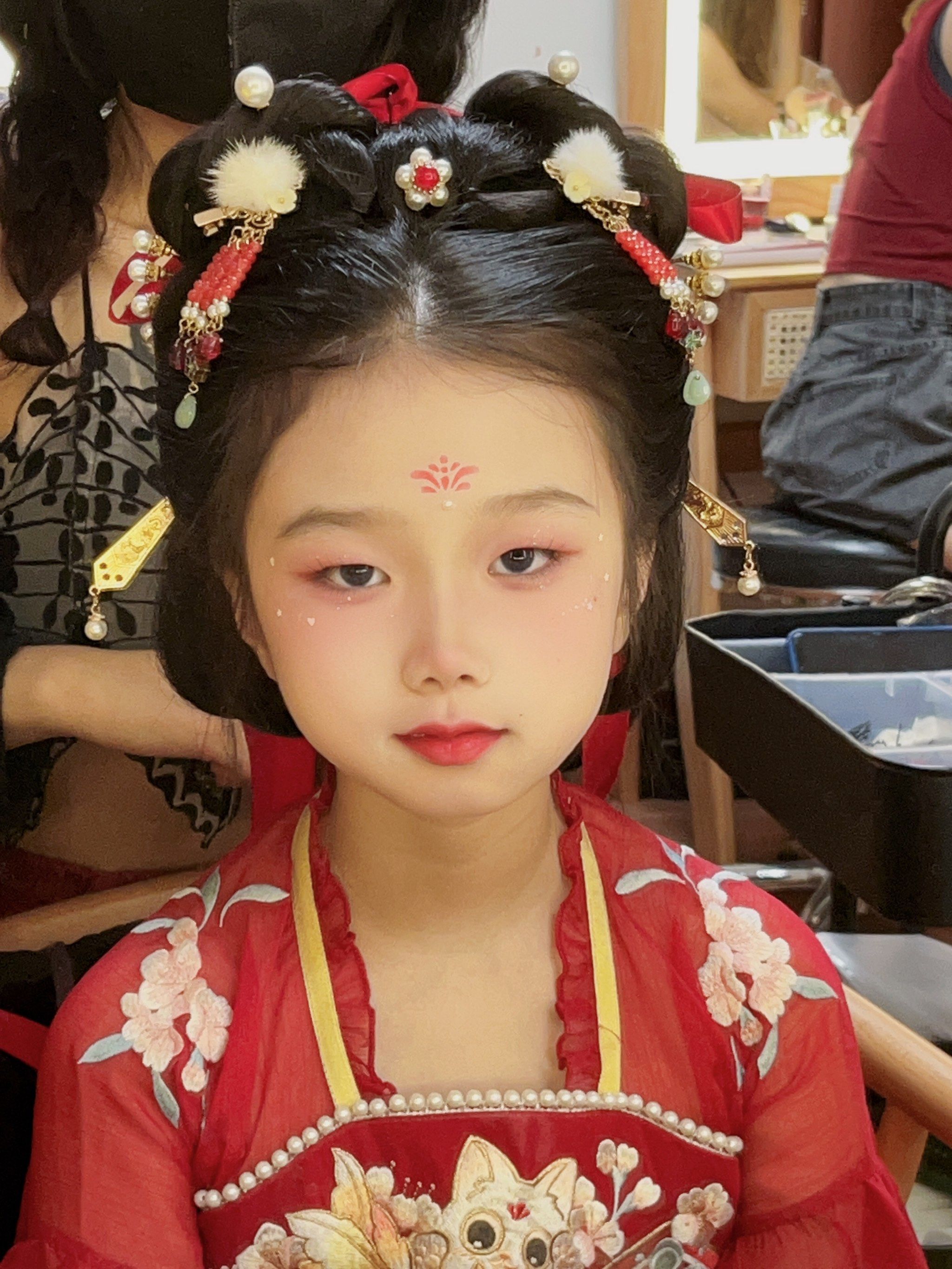 氛围感汉服发型 汉服妆造发型 汉服小朋友