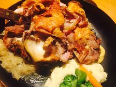 -LENBACH兰巴赫西餐啤酒坊(大连星海广场店)